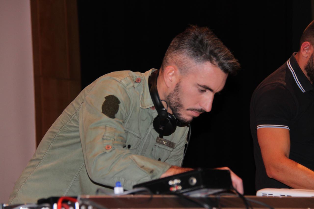 DJ Kris Milano