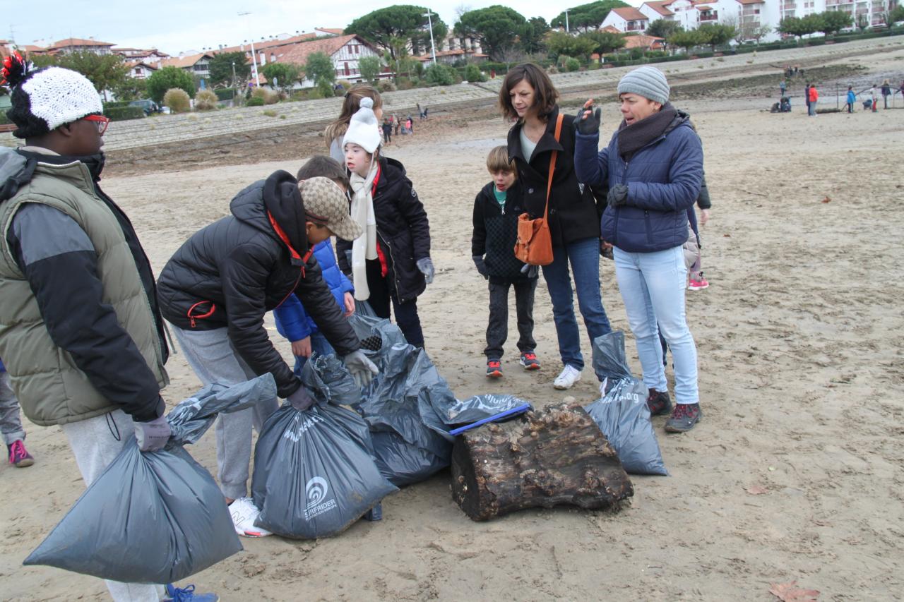 Encore des sacs de déchets