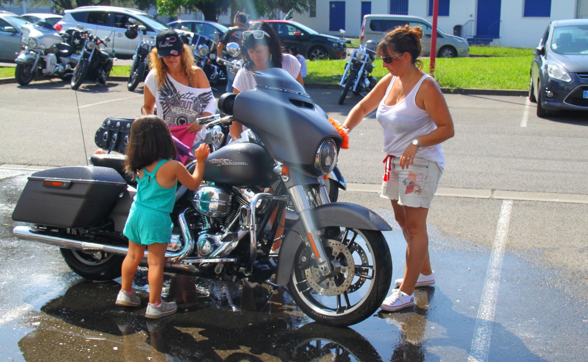 Moto wash