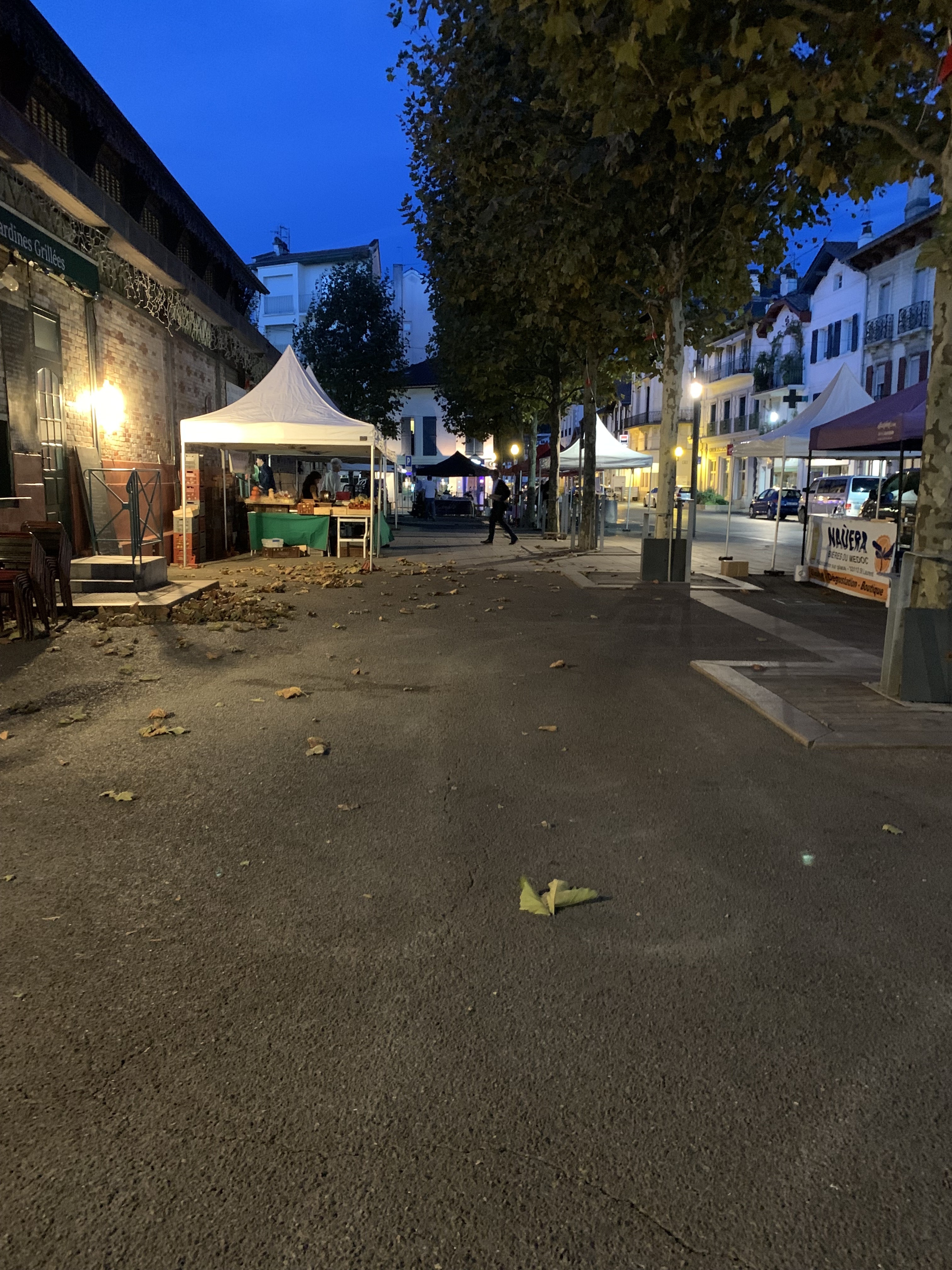 Le marché se réveille